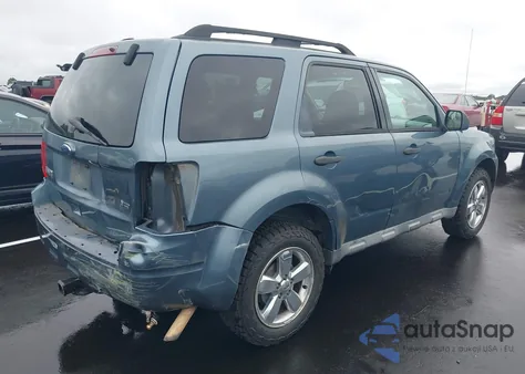 2010 Ford Escape Xlt from USA, damaged, VIN 1FMCU0DG9AKB08403